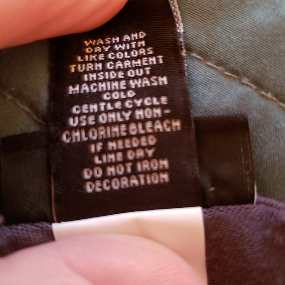 Torrid Feather Print Gray Swing Tank Top - Picture 8 of 8